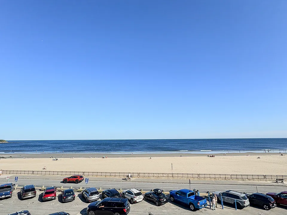339 Ocean Blvd #303