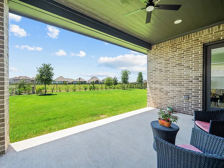 31051 Sun Valley Dr — Photo 42