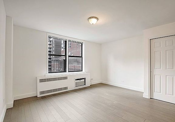 4th image of 530 2nd Ave APT 7F