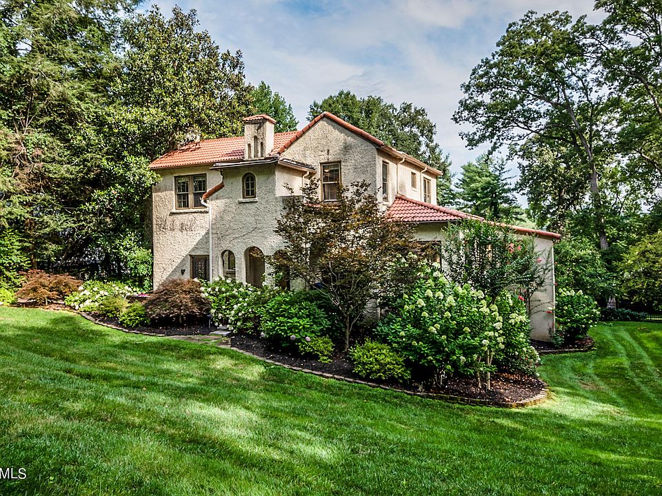1st image of 7007 Sherwood Dr
