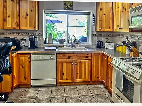 2208 Samish Way Photo 1