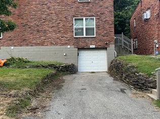 843 Killarney Dr, Pittsburgh, PA 15234