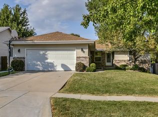 1600 Meadow Lark Rd, Lincoln, NE 68521