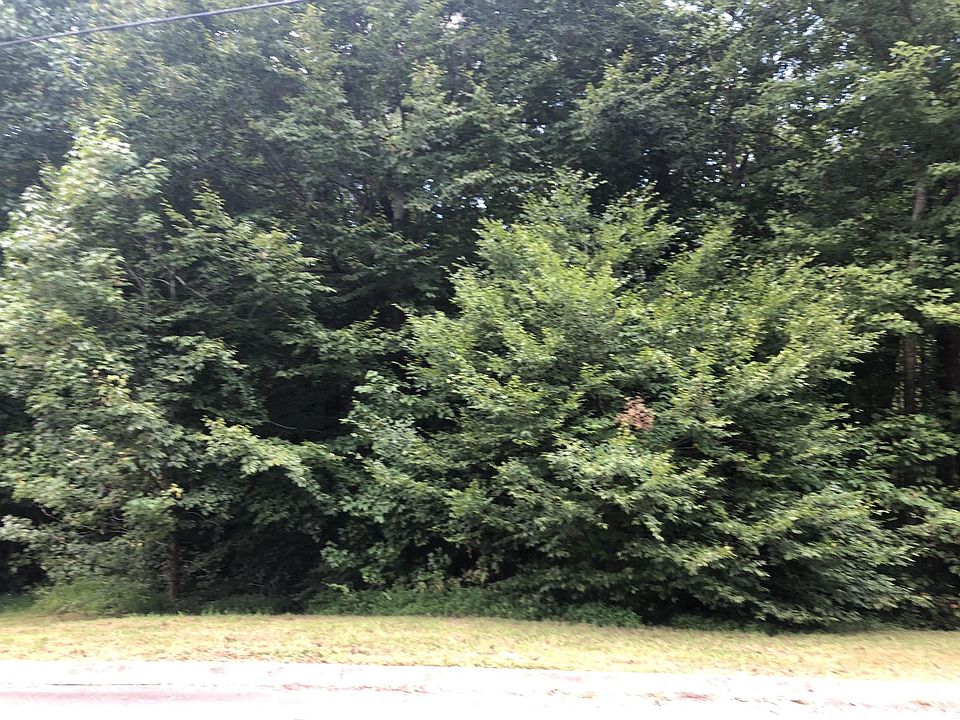 2nd image of 2080 Linnwood Way