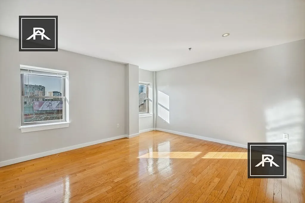 Building Photo - 532 Commonwealth Ave #7D