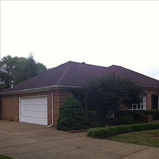 2nd image of 909 Wrenwood Dr