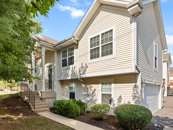 1399 Carolyn Ct, Yorkville, IL 60560