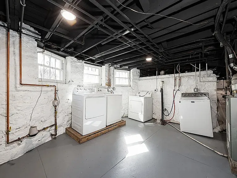 418 Buell Ave #1 — Photo 24