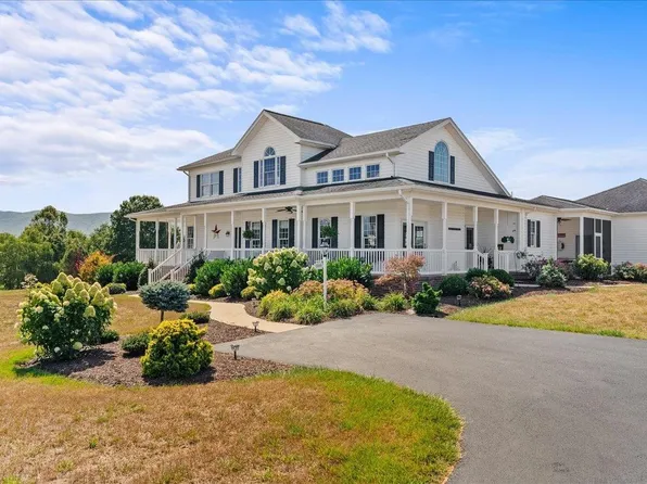 1684 Jacob Burner Dr, McGaheysville, VA 22840