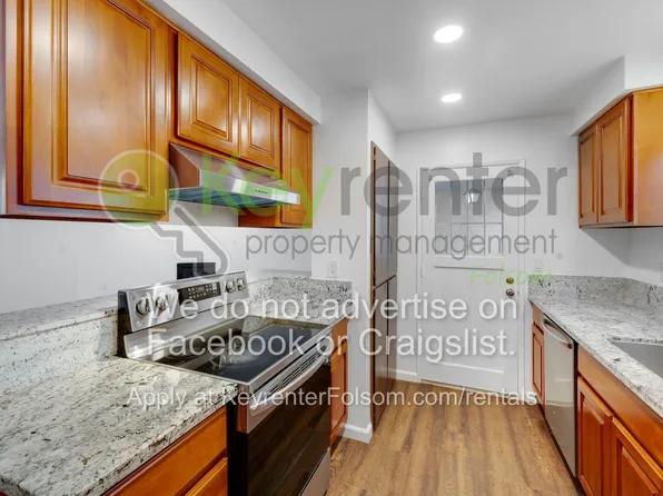6113 Madison Ave, Carmichael, CA 95608