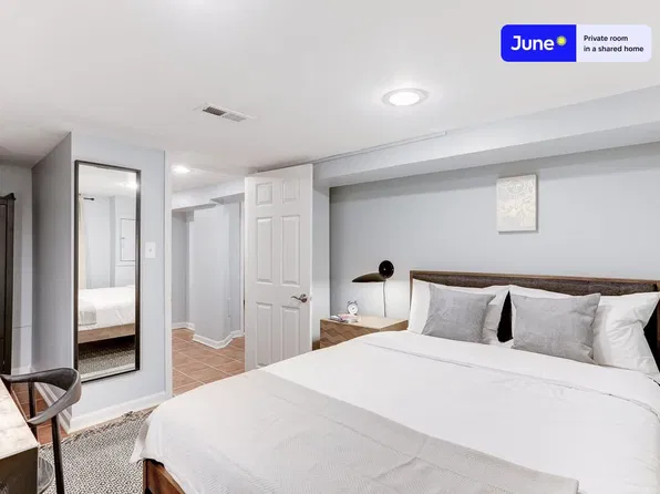 1329 E St NE #A, Washington, DC 20002