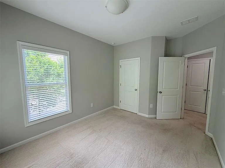 860 Westmoreland Cir NW — Photo 18
