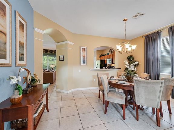 4th image of 2704 Manesty Ln