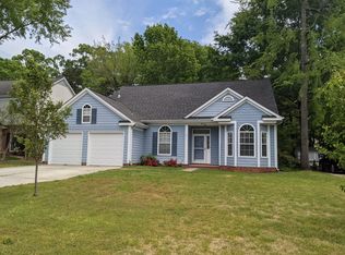 8512 Albury Walk Ln, Charlotte, NC 28277