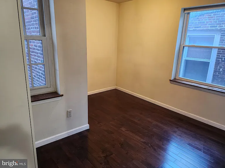 230 Arch St #3R — Photo 8