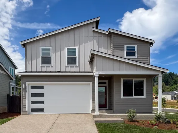 16727 SE Multnomah Falls Dr, Happy Valley, OR 97086