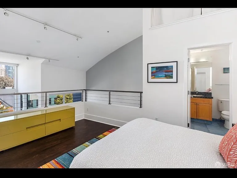 965 Folsom St #304 — Photo 4