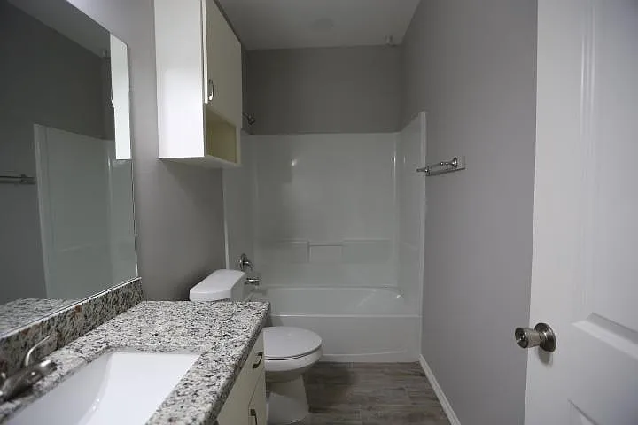 1404 W Heritage Dr #2 — Photo 8