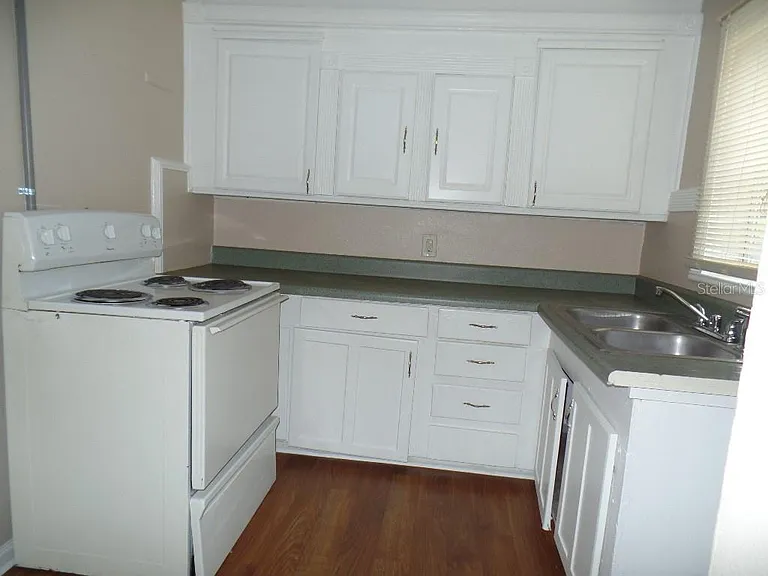 2425 Dr Martin Luther King Jr St S — Photo 5