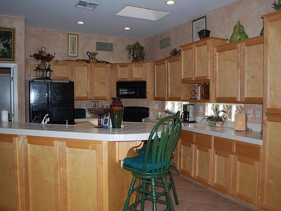 3rd image of 41826 N Emerald Lake Dr