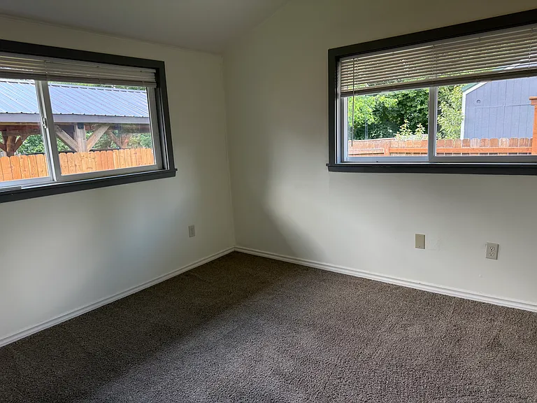 bedroom #1