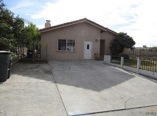 1209 Margalo St, Wasco, CA 93280