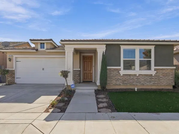3878 Mecca Ave, Clovis, CA 93619