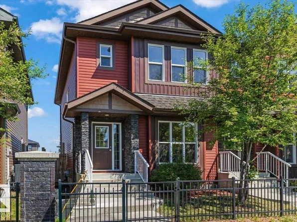 356 Pioneer Rd, Spruce Grove, AB T7X 0T1