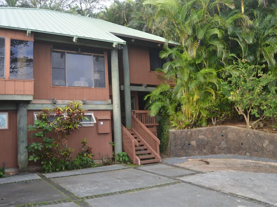 47-428 Lulani St