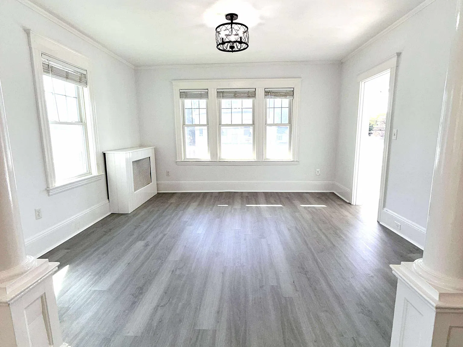 3 bed, 1350 sqft, $3,000 — Photo 1