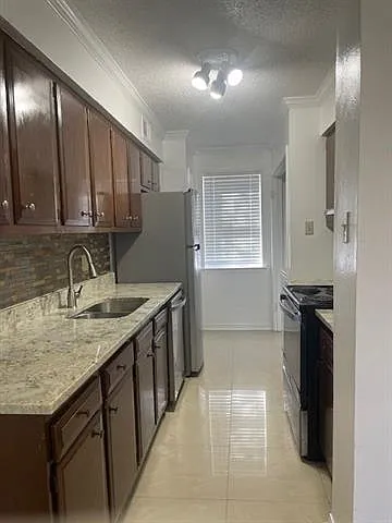 4434 Herrmann St — Photo 3