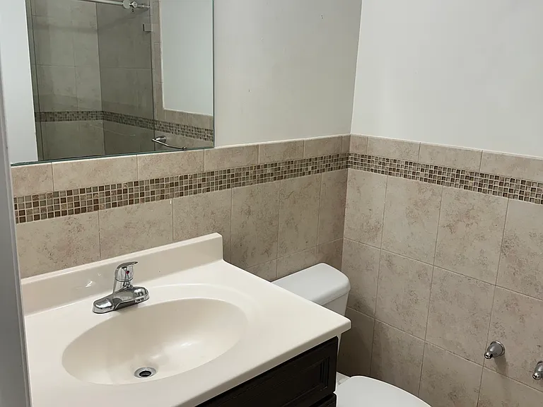 452 Fulton St — Photo 6