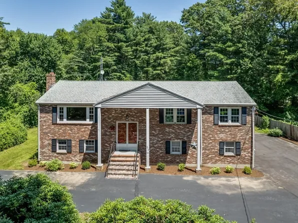 275 Pemberton St, Walpole, MA 02081