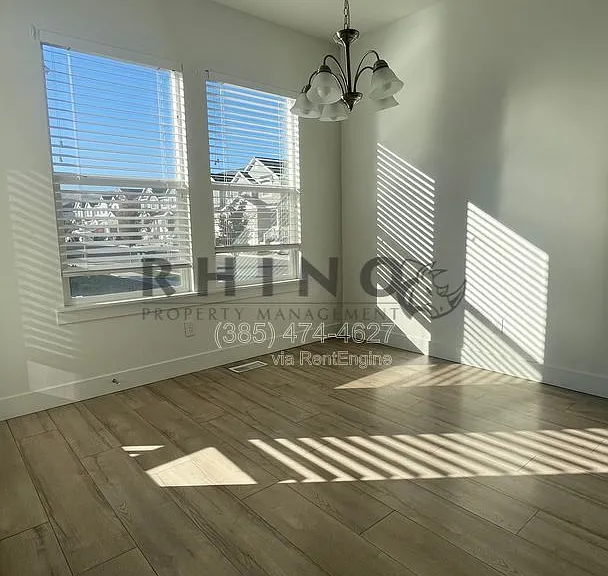 1647 N 3700 W — Photo 2