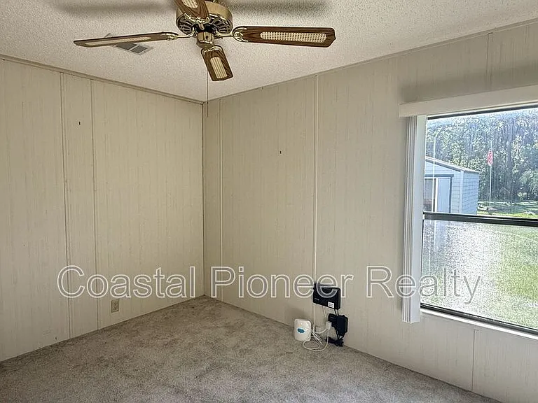 4550 Charter St #RC — Photo 22