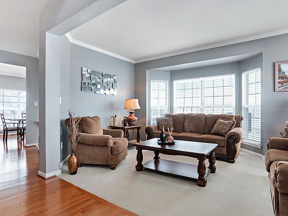 2nd image of 537 Scarlet Cir