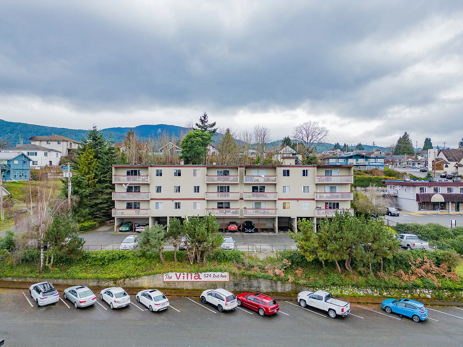 Villa Apartments — Photo 1