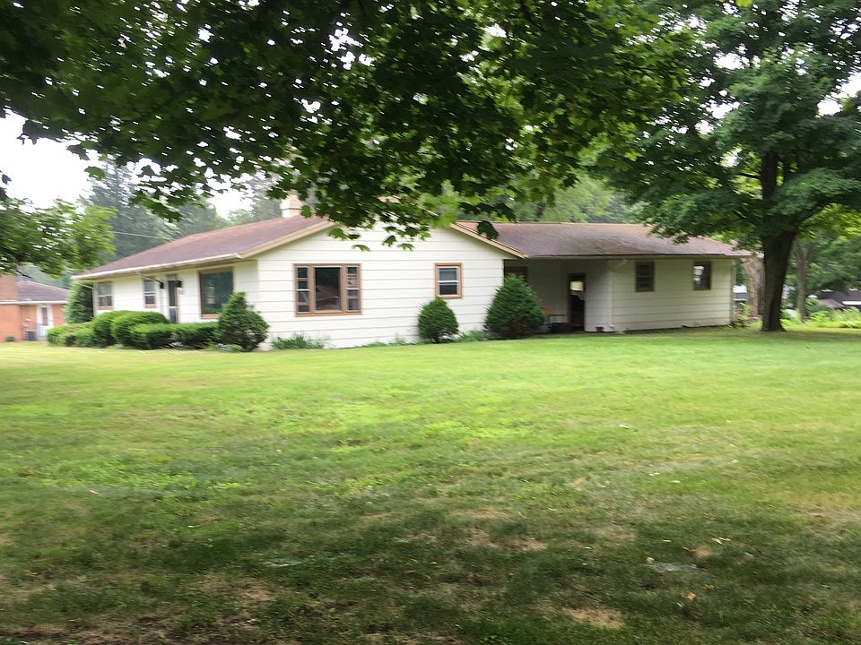 2nd image of 1400 E Michigan Ave