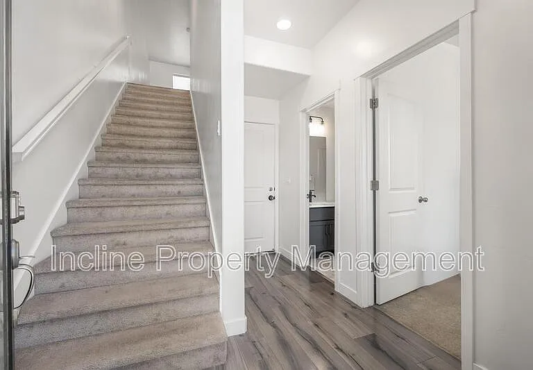 407 S Meadow Garden Rd — Photo 4