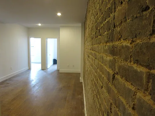 Rented by Bohemia Realty Group | media 35