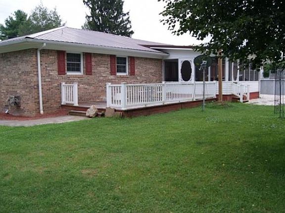 3rd image of 125 Dotson Dr