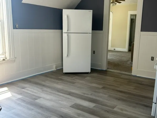 220 Young St #2, Manchester, NH 03103