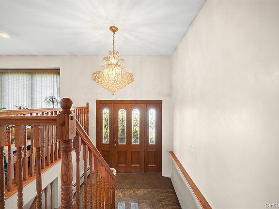 2nd image of 150 Roxton Road