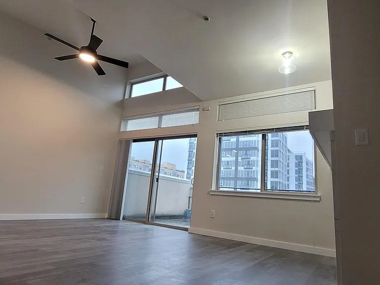 Main Place Apartments — Photo 10