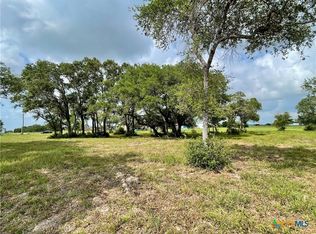 67 Dewberry Ln, Seadrift, TX 77983