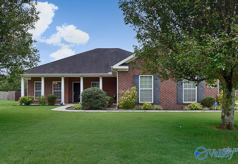 1st image of 324 Northlake Dr