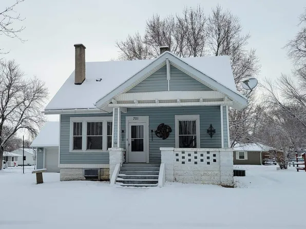 701 Haskell St, Akron, IA 51001