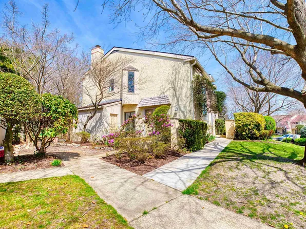 16 Greate Bay Dr #16, Somers Point, NJ 08244