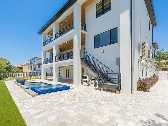 4th image of 6012 Kipps Colony Dr E