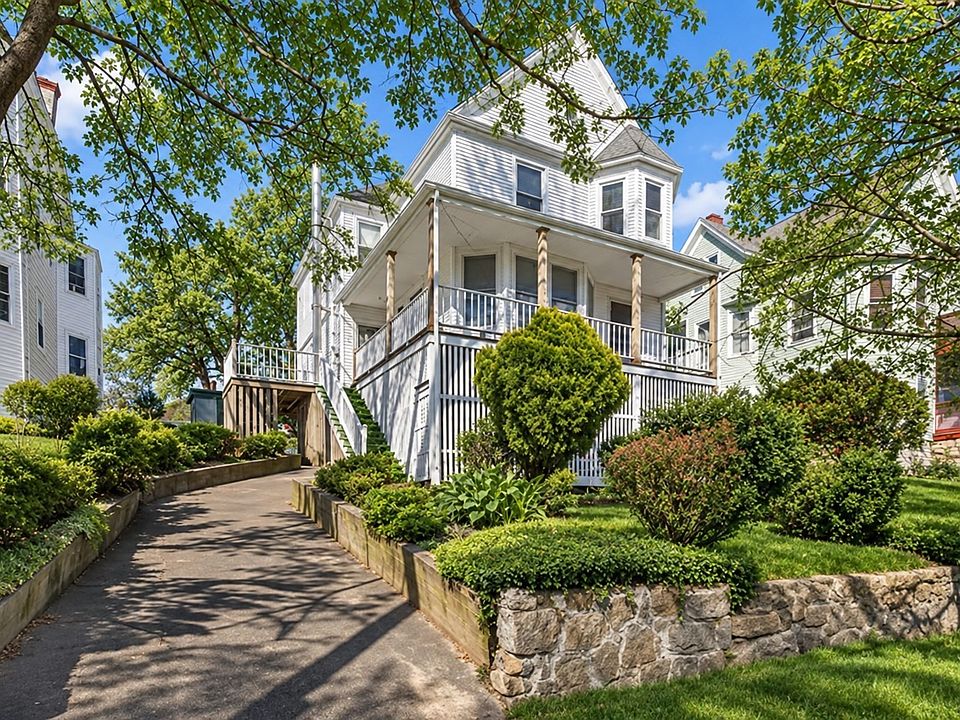1st image of 135 Allen Ave